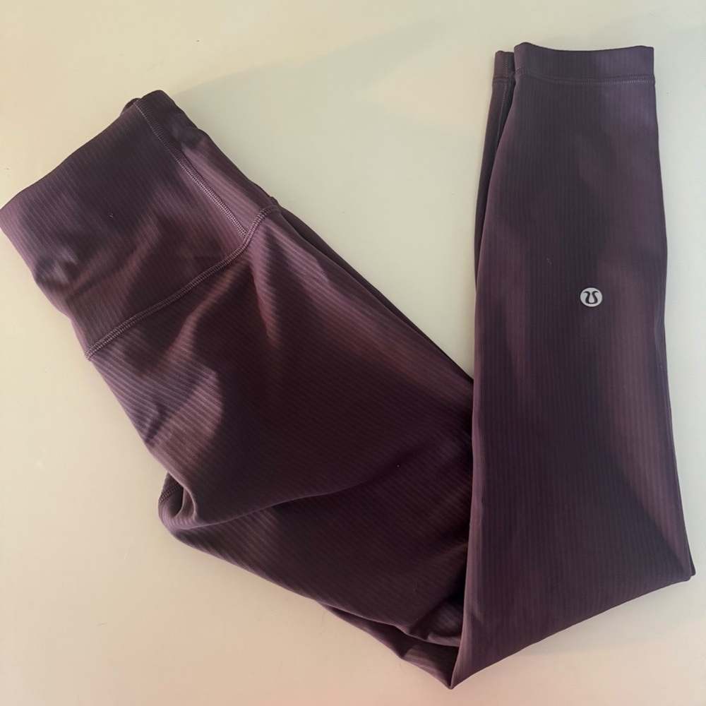 Lululemon Leggings Ribbed Wunder Train size 0